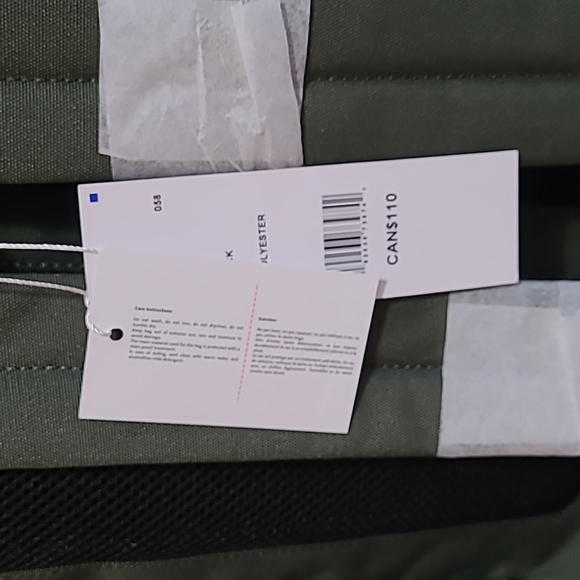 COPY - Lacoste backpack - Picture 4 of 4